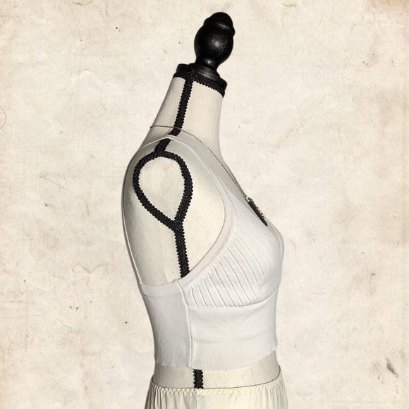 White Ribbed Crop Top - Picture 4 of 9